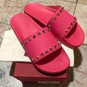 Brand New Valentino Rockstud Slides